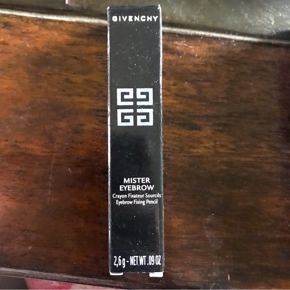 Givenchy Mister Eyebrow, eyebrow fixing crayon color: natural